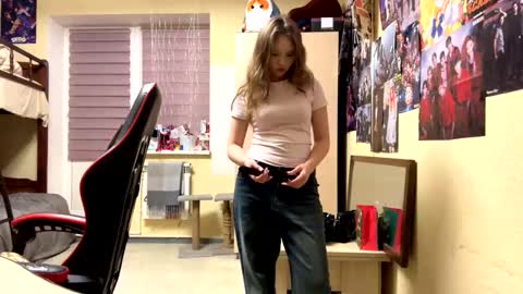 Olivia online show from February 5, 5:38 pm