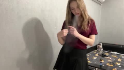 Olivia online show from December 18, 4:24 pm