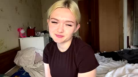 Sophia online show from May 28, 3:32 pm