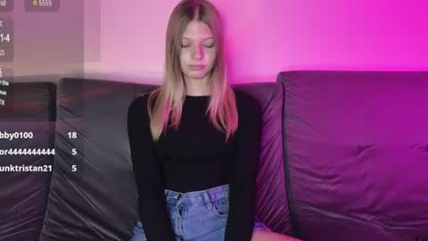 willowcut online show from July 25, 6:50 pm