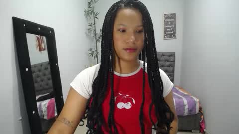 WIllow  online show from April 23, 11:07 am