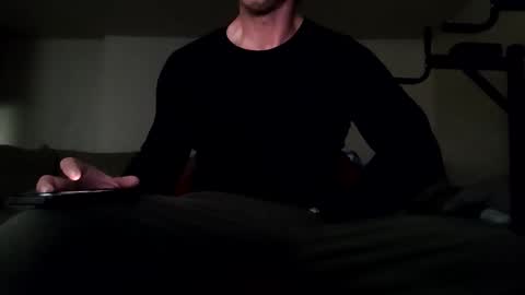 willynn83 online show from March 2, 10:11 am