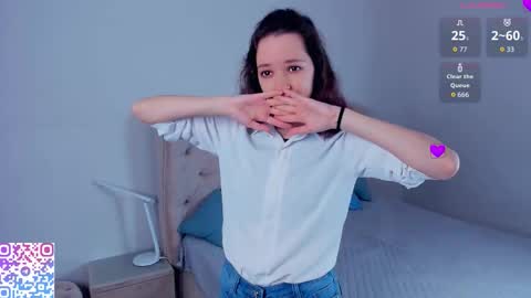 Snapshot of wilmavitanza chatting on October 26, 4:57 am for u Alise online show from October 26, 4:57 am