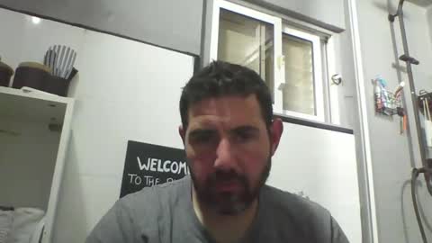 Snapshot of windowpane5 chatting on February 3, 11:26 pm windowpane online show from February 3, 11:26 pm