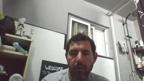 Snapshot of windowpane5 chatting on March 6, 11:09 pm windowpane online show from March 6, 11:09 pm