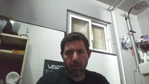 Snapshot of windowpane5 chatting on March 4, 11:54 pm windowpane online show from March 4, 11:54 pm