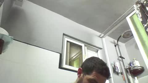 Snapshot of windowpane5 chatting on February 11, 10:18 pm windowpane online show from February 11, 10:18 pm