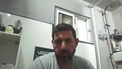 Snapshot of windowpane5 chatting on February 4, 10:45 pm windowpane online show from February 4, 10:45 pm