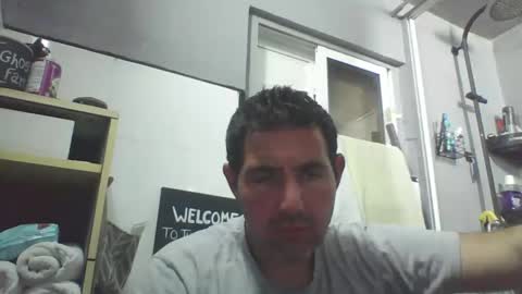 Snapshot of windowpane5 chatting on October 13, 8:00 pm windowpane online show from October 13, 8:00 pm