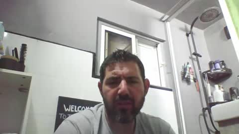 Snapshot of windowpane5 chatting on February 7, 11:45 pm windowpane online show from February 7, 11:45 pm