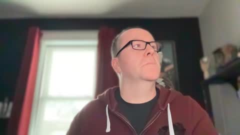 Snapshot of wintyr chatting on February 15, 7:28 pm wintyr online show from February 15, 7:28 pm