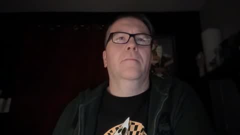 Snapshot of wintyr chatting on October 29, 1:40 am wintyr online show from October 29, 1:40 am