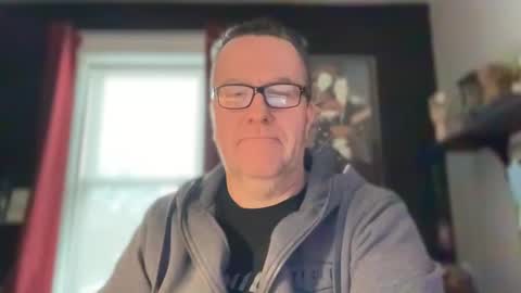 Snapshot of wintyr chatting on March 2, 9:43 pm wintyr online show from March 2, 9:43 pm