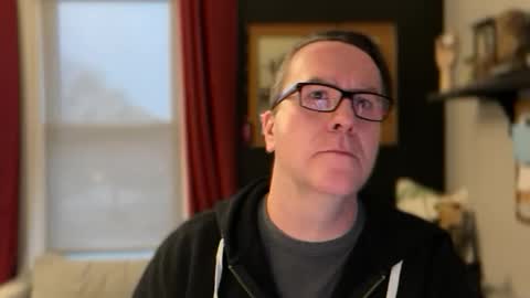 Snapshot of wintyr chatting on December 10, 9:33 pm wintyr online show from December 10, 9:33 pm