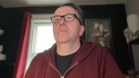 wintyr online show from April 10, 7:18 pm