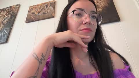 winymoon online show from March 11, 9:12 am