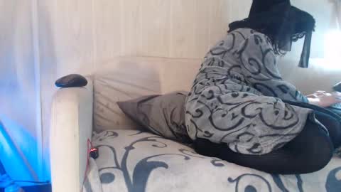 witchbitchmommy online show from February 8, 3:53 pm