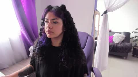 Snapshot of witchofhearts chatting on October 1, 3:55 pm     Luna Violeta  A r t i s t  online show from October 1, 3:55 pm