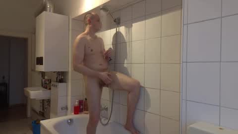 wizzman2442 online show from February 24, 6:49 am