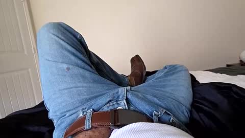 wolf09033 online show from May 3, 5:41 pm
