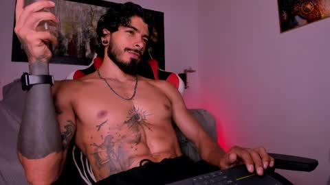 wolferatus online show from April 11, 5:50 pm