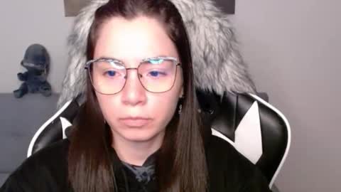 Alex online show from January 12, 1:23 am