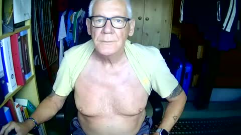 Always Horny online show from August 8, 9:41 am