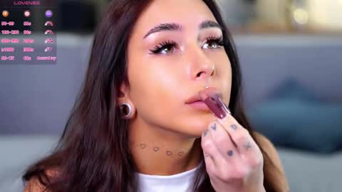 Maria online show from February 19, 1:32 pm