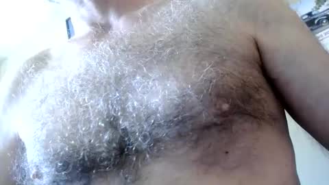 WoodieSays online show from April 8, 4:43 pm