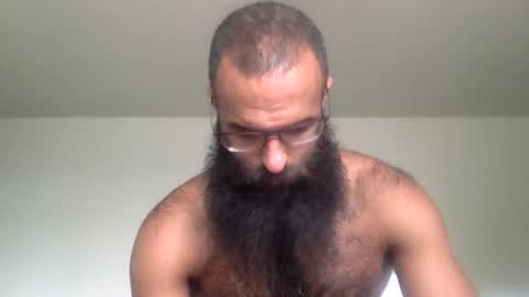 woof_wolf37 online show from May 13, 4:27 pm
