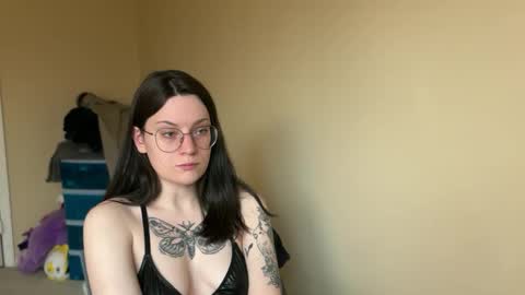 Lucina online show from March 5, 5:50 pm