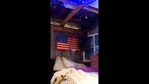 wowsers1230 online show from April 4, 4:47 pm