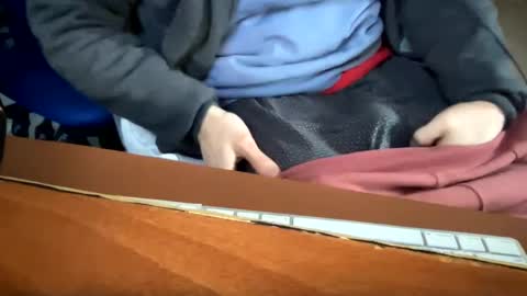 wucious online show from December 26, 2:59 pm