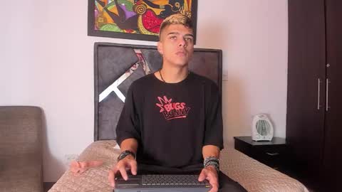 wyatt online show from October 13, 12:18 pm