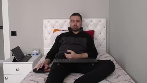 Mr. Lonely online show from April 13, 10:08 am