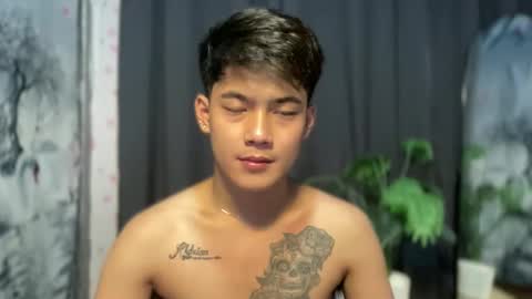 Prince Aldrian  online show from October 26, 2:34 am