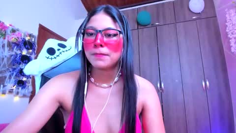 Snapshot of xallysonx_ chatting on October 21, 1:16 pm XALLYSONX online show from October 21, 1:16 pm