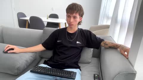 Xam online show from February 10, 9:15 pm