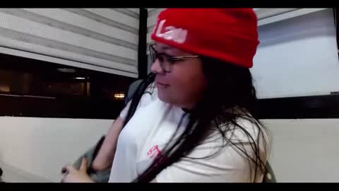 xander_taylor_ online show from October 25, 6:02 am