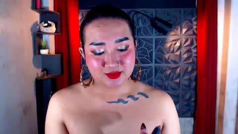 Nira   NOT INTO CHEAP GUYS  online show from May 21, 9:21 pm