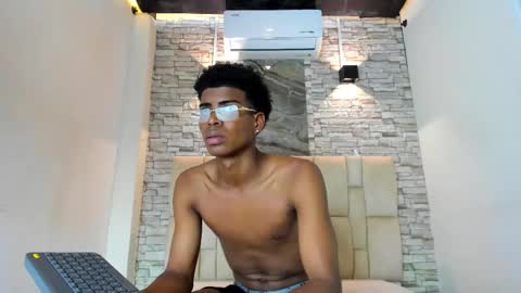 XAVI online show from November 28, 9:44 pm