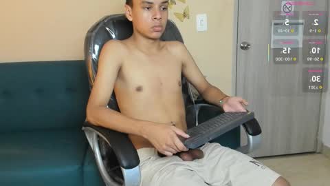 xavier fox   online show from November 7, 6:05 am