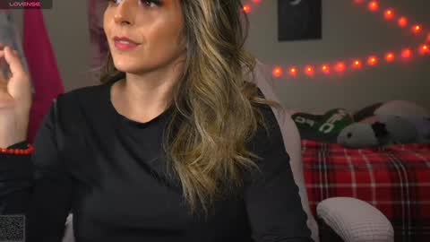 spoil me here  online show from December 4, 10:26 am