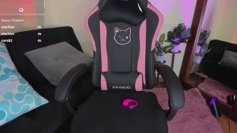 Kanae. online show from November 2, 11:27 pm