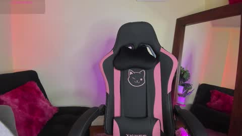 Kanae. online show from November 26, 12:57 pm