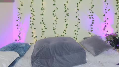    online show from May 17, 1:04 am
