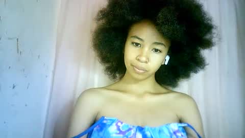 xenna610827 online show from March 9, 5:49 pm