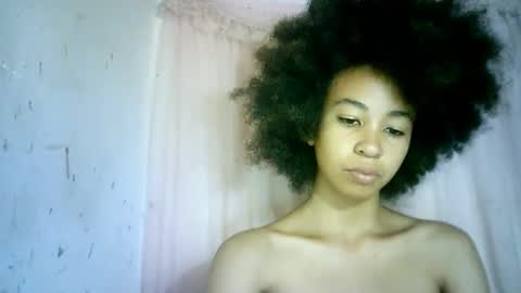 xenna610827 online show from March 12, 3:18 pm