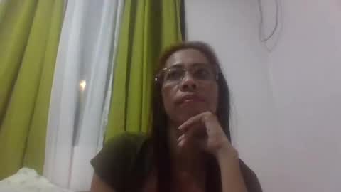 xhotskinny69x online show from February 23, 10:28 am