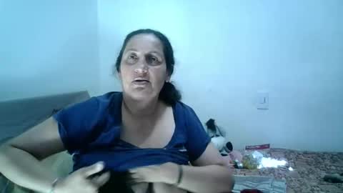 Snapshot of xime5144838 chatting on October 31, 2:01 am Ximena online show from October 31, 2:01 am